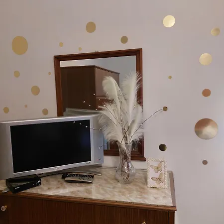 Nicola's House